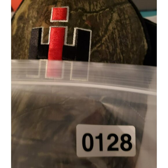 Case International Harvest Hat Small kids one size fits all camo/black/red - Picture 6 of 6